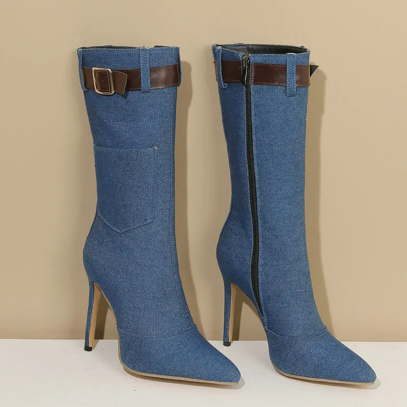 

Женские джинсовые сапоги с острым носком, синие и черные сапоги до середины икры с ремешком и пряжкой, на тонком высоком каблуке-шпильке, большие размеры 47, 48, 46