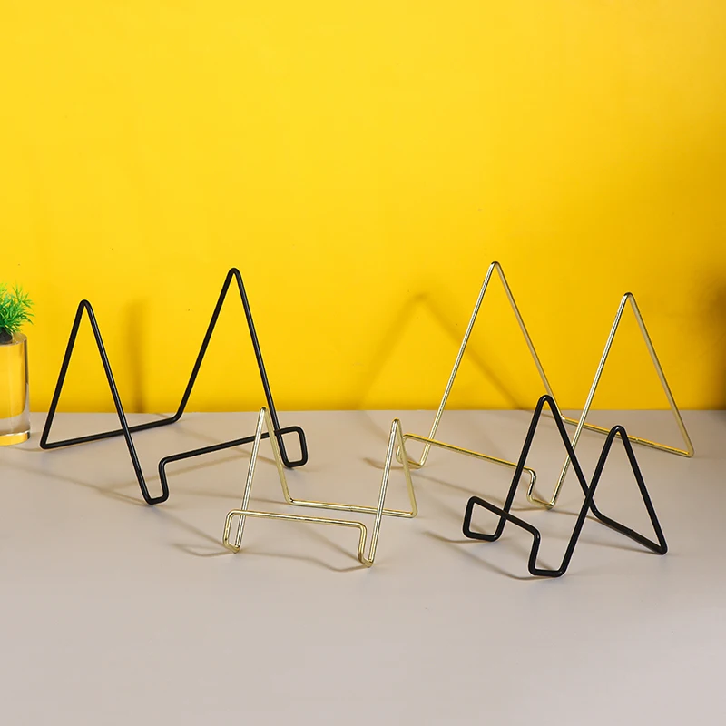 Fashion Home Black/Gold Holder Metal Desktop Display Stand Storage Shelf For CD LP Vinyl Record EP Magazine poster display
Fashion Home Black/Gold Holder Metal Desktop Display Stand Storage Shelf For CD LP Vinyl Record EP Magazine poster display