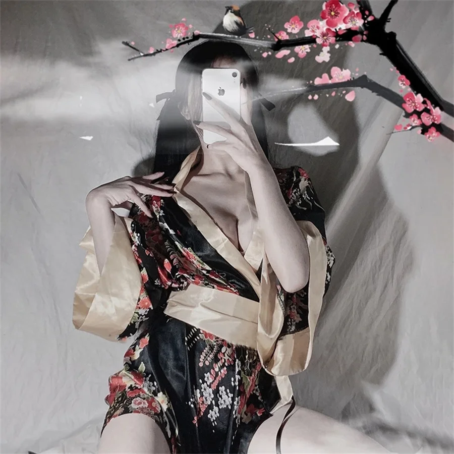 Sexy Nightie Kimono Japanese Cosplay School Girl Body Uniform Sexy Costume Women Lingerie Open Crotch Nightgown Underwear
Sexy Nightie Kimono Japanese Cosplay School Girl Body Uniform Sexy Costume Women Lingerie Open Crotch Nightgown Underwear