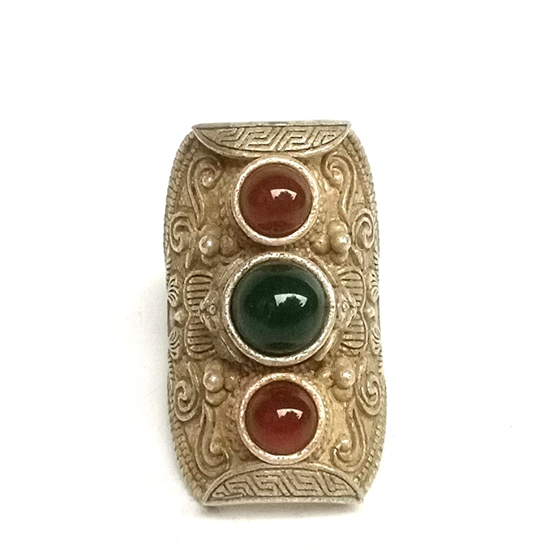 Old Collection Chinese Tibet Silver Handmade Flower Inlay Jewelry Ring Gift Collection
Old Collection Chinese Tibet Silver Handmade Flower Inlay Jewelry Ring Gift Collection
