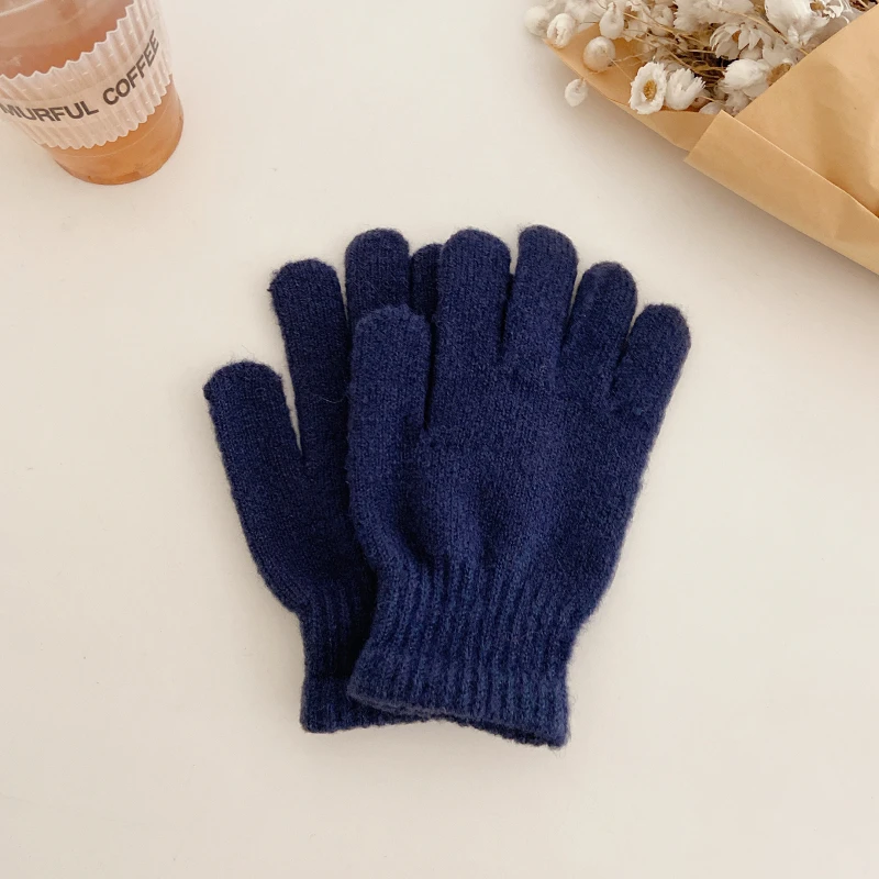 Winter Ski Gloves Ultralight Thermal Men’s Snow Gloves Snowboard Women Mittens Gloves for Skiing Outdoor Sport
Winter Ski Gloves Ultralight Thermal Men’s Snow Gloves Snowboard Women Mittens Gloves for Skiing Outdoor Sport