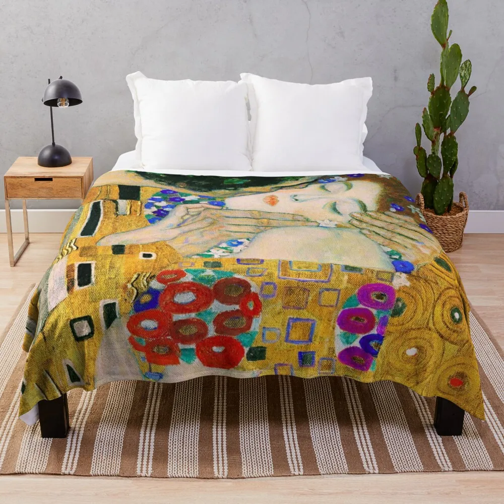 

The Kiss by Gustav Klimt Throw Blanket Decorative Bed Blankets Sofa Blanket Blanket For Travel Light