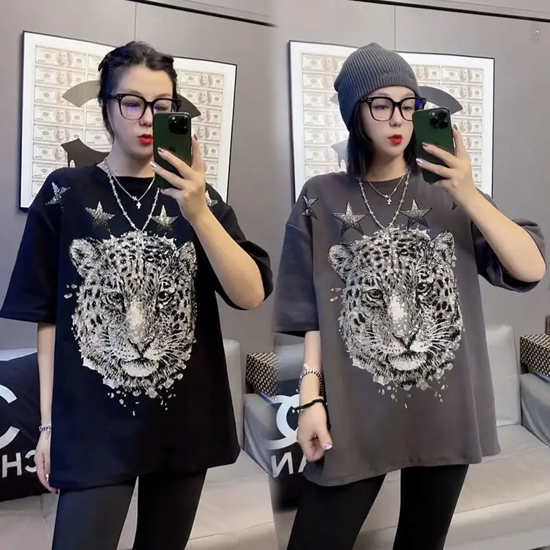 L-4XL Big Size Rhinestone Tiger Harley T-shirt Women 100% Cotton Oversized Luxury T Shirt Ladies High Streetwear Y2k Clothes Ins
L-4XL Big Size Rhinestone Tiger Harley T-shirt Women 100% Cotton Oversized Luxury T Shirt Ladies High Streetwear Y2k Clothes Ins