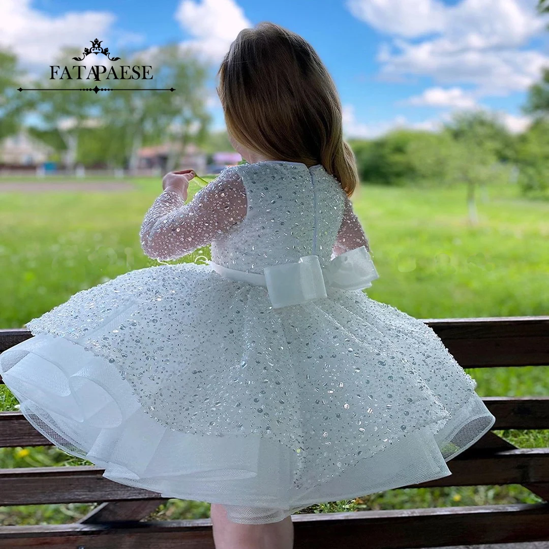 FATAPAESE Glitter Diamonds Crystal Pearls Dress for a Princess Girl Luxury Ball Gown Knee Length First Communion Wedding Party
FATAPAESE Glitter Diamonds Crystal Pearls Dress for a Princess Girl Luxury Ball Gown Knee Length First Communion Wedding Party