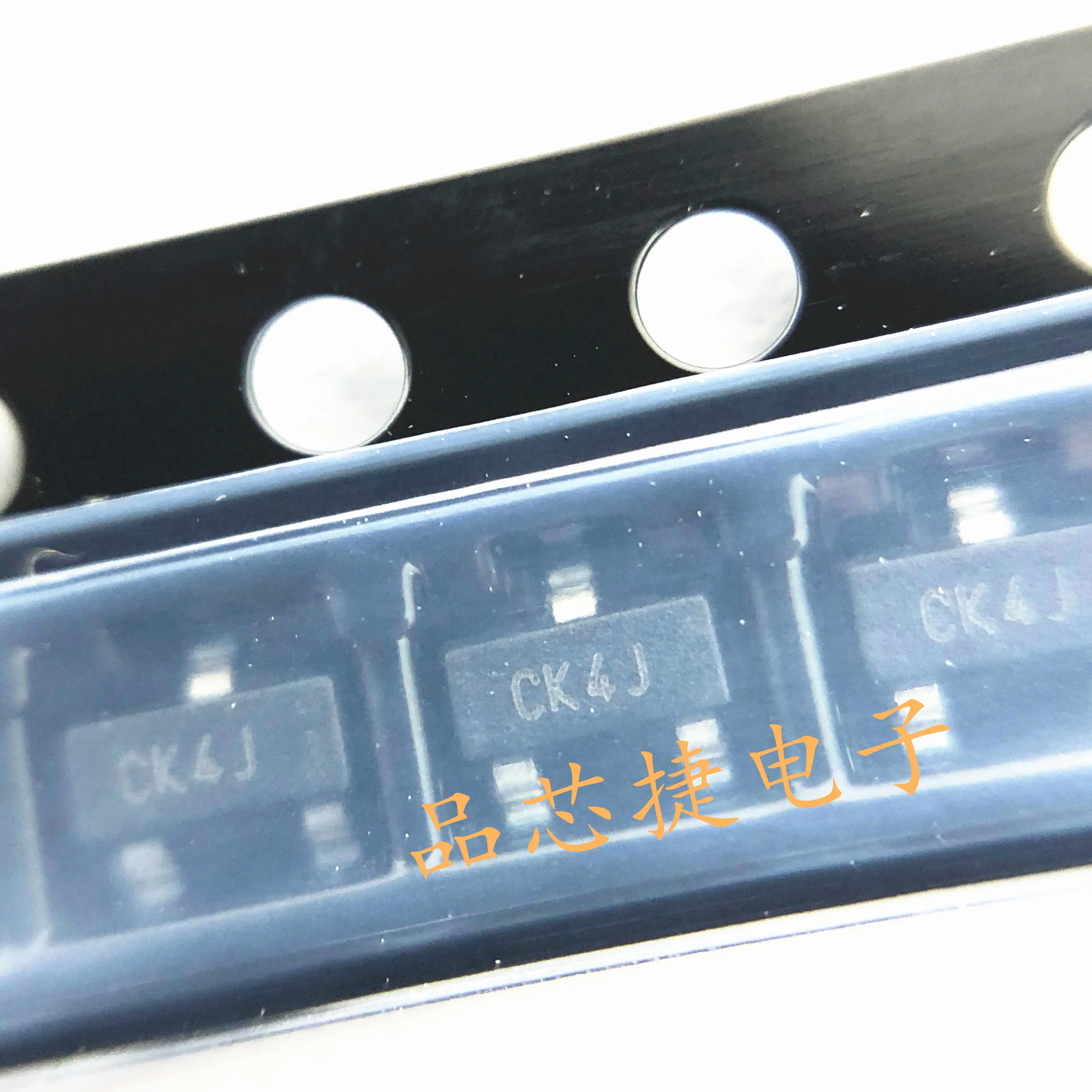 10pcs orginal new MCP1700T1202E/TT silk screen CK SOT23 LDO linear regulator IC chip
10pcs orginal new MCP1700T1202E/TT silk screen CK SOT23 LDO linear regulator IC chip