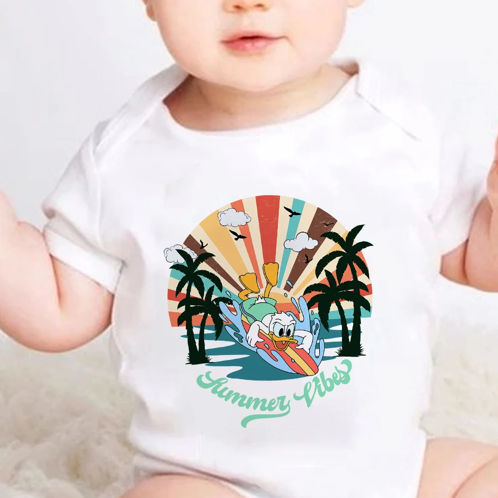 Disney Donald Duck Surf Beach Vacation Creative Print Baby One Piece Summer Outdoor Hot-selling Cartoon Trend Children Clothing
Disney Donald Duck Surf Beach Vacation Creative Print Baby One Piece Summer Outdoor Hot-selling Cartoon Trend Children Clothing