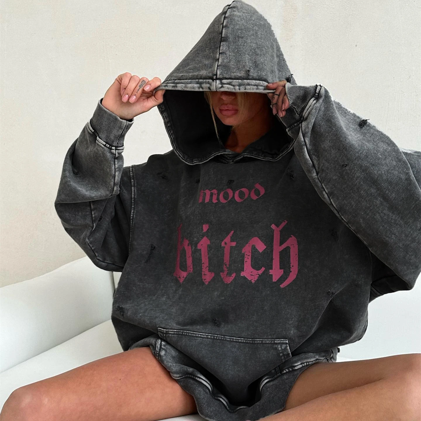 European American Style Letter Printed Loose Jacket for Women Autumn Winter High Street Vintage Washed Hooded Pullovers Sweater
European American Style Letter Printed Loose Jacket for Women Autumn Winter High Street Vintage Washed Hooded Pullovers Sweater