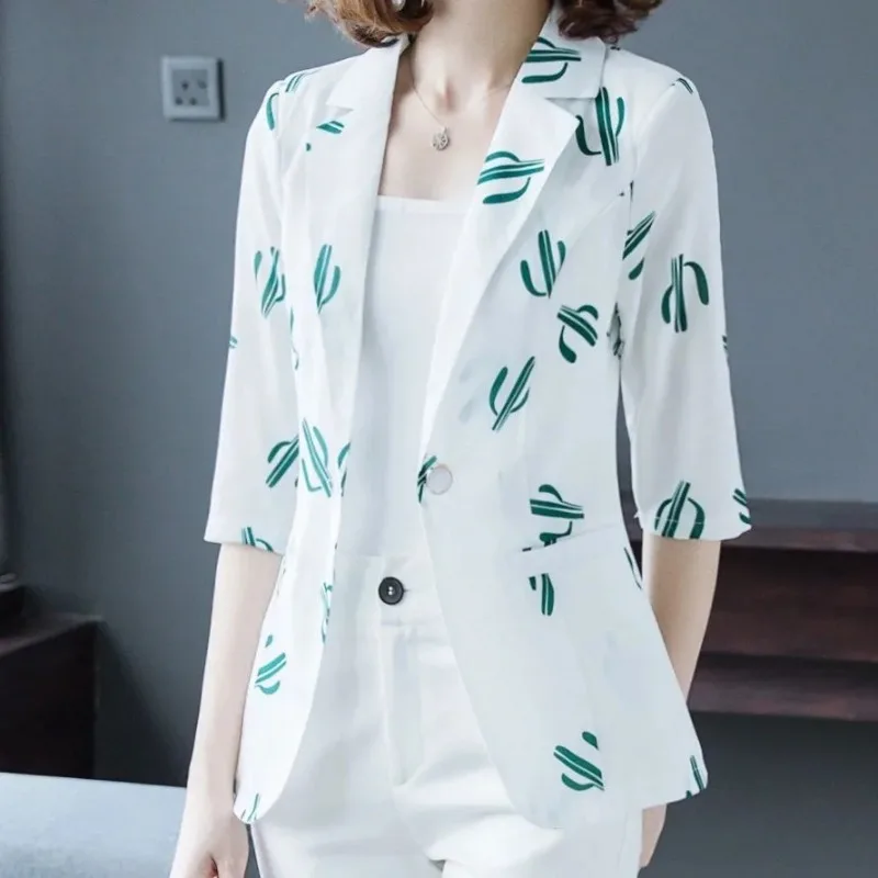 Short Print Women Blazer Coat Sun Protection 2023 Korean New Summer Autumn 3/4 Sleeve Cardigan Female Suit Outerwear M-4XL 99
Short Print Women Blazer Coat Sun Protection 2023 Korean New Summer Autumn 3/4 Sleeve Cardigan Female Suit Outerwear M-4XL 99