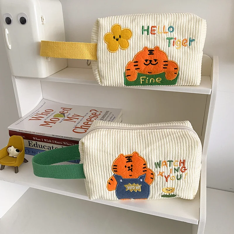 Cartoon Cute Tiger Cosmetics Bag Large Capacity Corduroy Embroidery Travel Washing Supplies Pencil Box Stationery Storage Bag
Cartoon Cute Tiger Cosmetics Bag Large Capacity Corduroy Embroidery Travel Washing Supplies Pencil Box Stationery Storage Bag