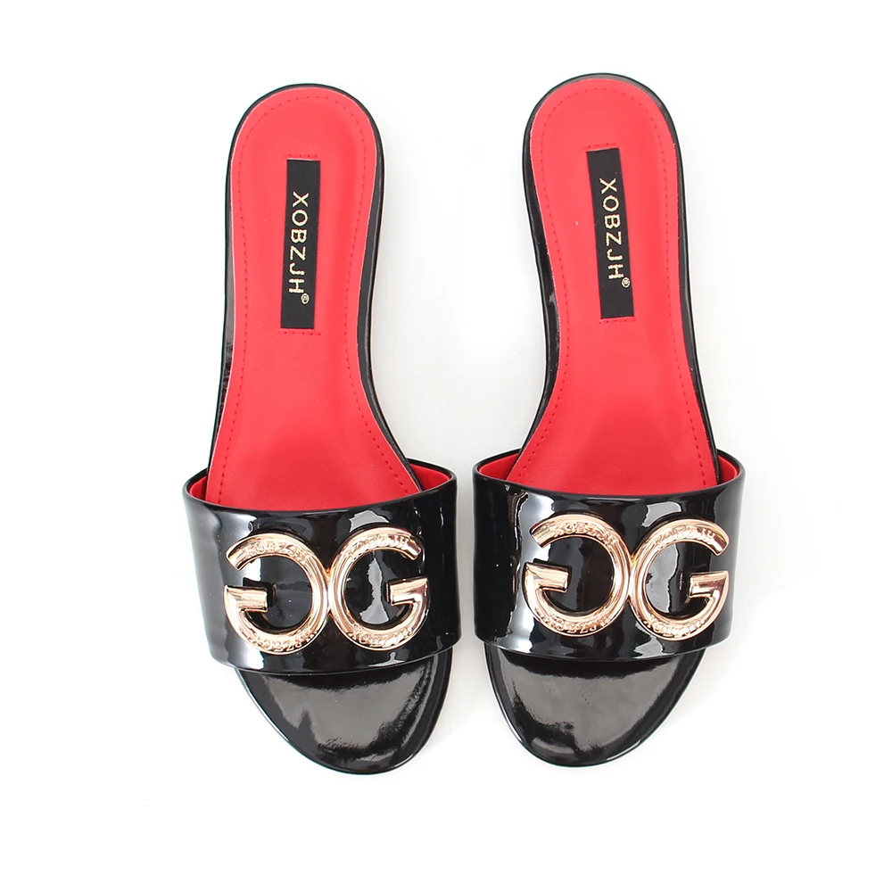 High Quality Sandals for Women 2023 Summer Women's Luxury Casual Flat Slippers Fashion Slip On Ladies Mules Shoes Size 35 to 43
High Quality Sandals for Women 2023 Summer Women's Luxury Casual Flat Slippers Fashion Slip On Ladies Mules Shoes Size 35 to 43