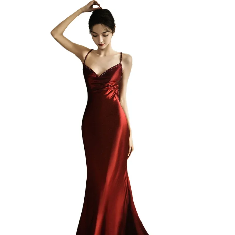 Female Wine-Red Trailing Dress Dinner Engagement Dress Bridal Sling Backless Fishtail Toast Dress
Female Wine-Red Trailing Dress Dinner Engagement Dress Bridal Sling Backless Fishtail Toast Dress