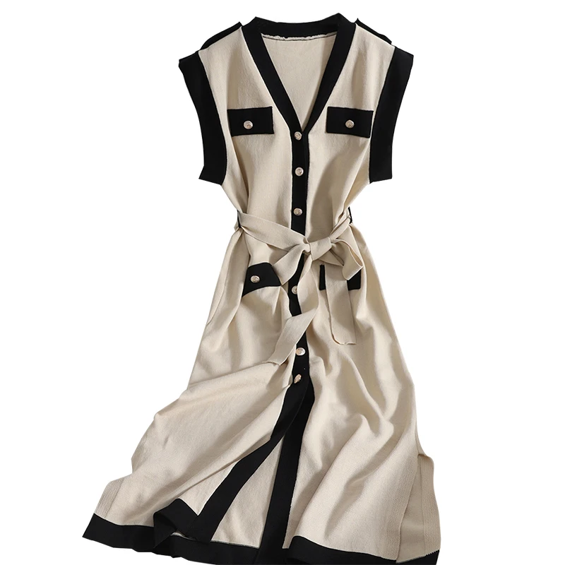Contrasting Color Sleeveless Vest Dress Summer New Single-Breasted Dutton Slit Straps Knitted A-Line Long Skirt Dress Female
Contrasting Color Sleeveless Vest Dress Summer New Single-Breasted Dutton Slit Straps Knitted A-Line Long Skirt Dress Female