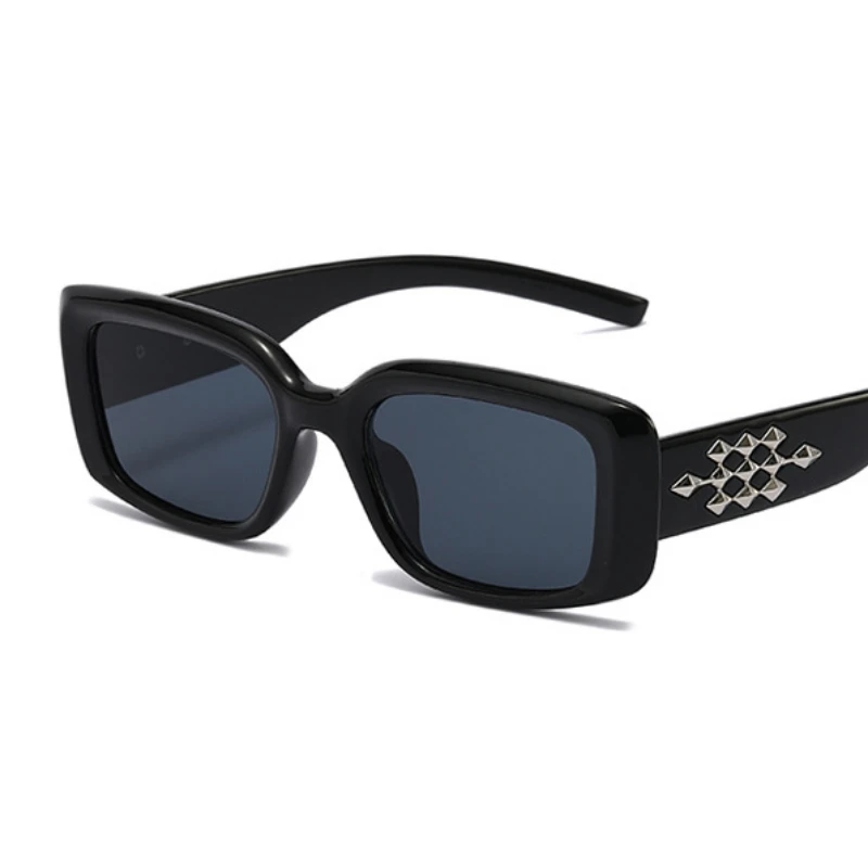 Vintage Rectangular Riveted Sunglasses Women Men New Korean Fashion Small Frame Sun Glasses UV400 Luxury Trendy Y2K Eyewear
Vintage Rectangular Riveted Sunglasses Women Men New Korean Fashion Small Frame Sun Glasses UV400 Luxury Trendy Y2K Eyewear