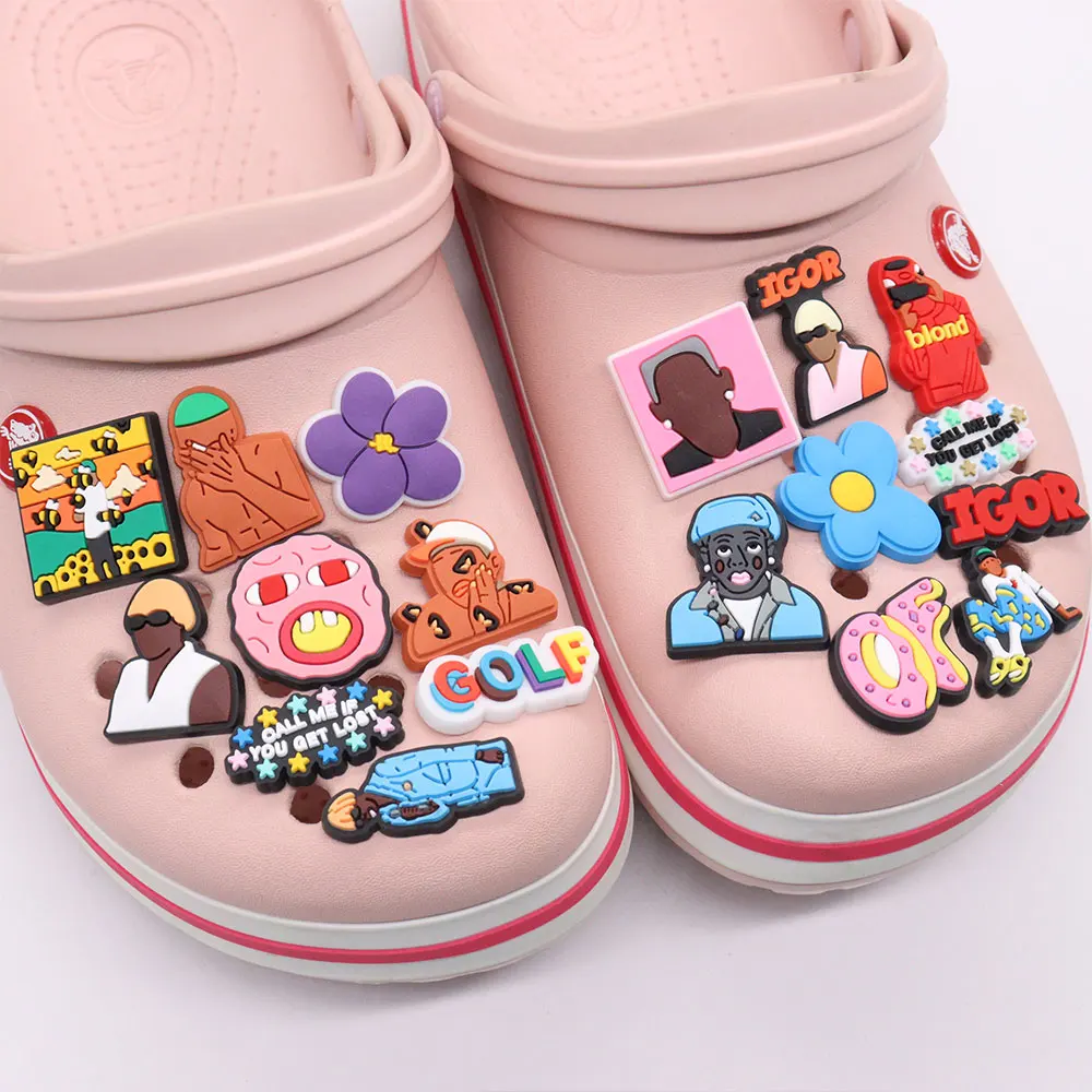 Wholesale 50pcs Shoe Charms Fashion Rock Hip Hop Singer Accessories PVC Shoe Decoration For Wristbands Croc Jibz Gift
Wholesale 50pcs Shoe Charms Fashion Rock Hip Hop Singer Accessories PVC Shoe Decoration For Wristbands Croc Jibz Gift