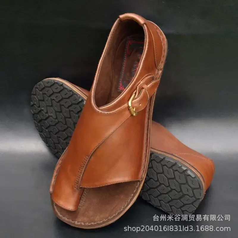 Женские босоножки в стиле ретро, однотонные сандалии на плоской подошве, повседневные универсальные модные туфли в Корейском стиле с ремешком и пряжкой, новинка 2023 
Женские босоножки в стиле ретро, однотонные сандалии на плоской подошве, повседневные универсальные модные туфли в Корейском стиле с ремешком и пряжкой, новинка 2023