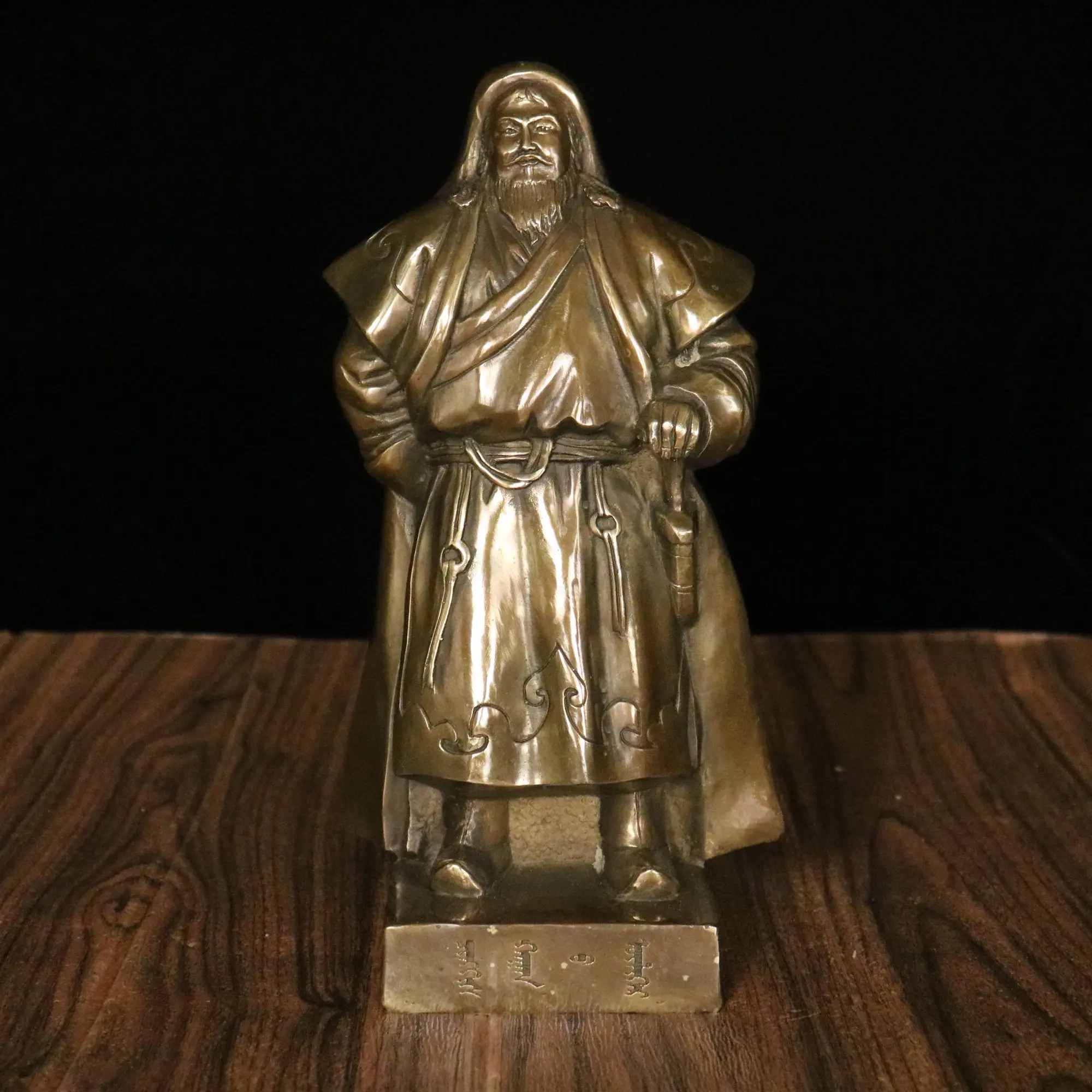 11"Tibetan Temple Collection Old Brass Cinnabar Yuan Taizu Genghis Khan Great Mongolia Worship Hall Town house Exorcism
11"Tibetan Temple Collection Old Brass Cinnabar Yuan Taizu Genghis Khan Great Mongolia Worship Hall Town house Exorcism