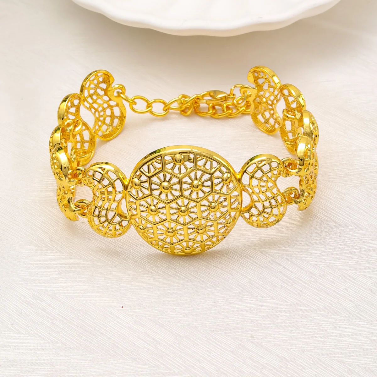 Dubai 24k gold jewelry African Bead Jewelry Sets for Woman Party Wedding Accessories Golden Color Necklace Ring Bangle Earrings 6 Mallzona Sd5363a84747b496facebb412577e48e47 Dubai 24k gold jewelry African Bead Jewelry Sets for Woman Party Wedding Accessories Golden Color Necklace Ring Bangle Earrings Mallzona