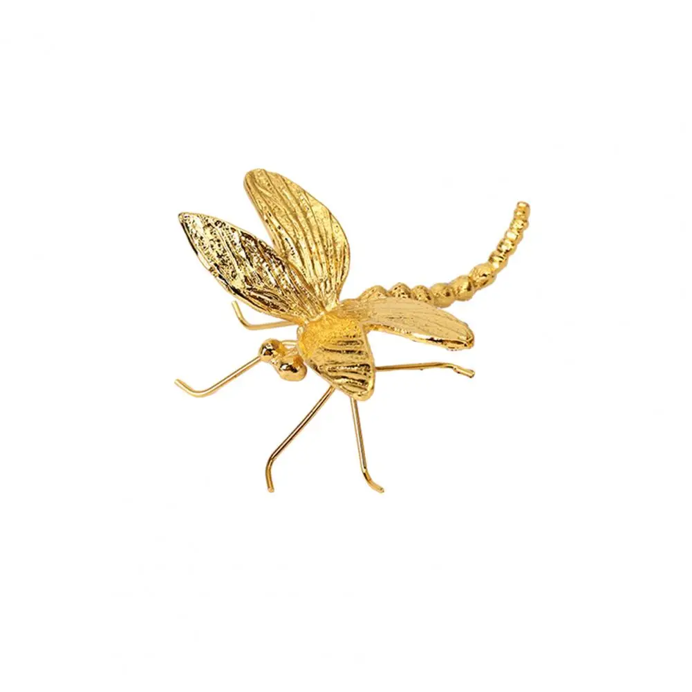 Retro Charm Home Decor Metal Dragonfly Sculpture for Home Office Garden Decor Golden Ornament Figurine Unique Dragonfly Carving
Retro Charm Home Decor Metal Dragonfly Sculpture for Home Office Garden Decor Golden Ornament Figurine Unique Dragonfly Carving