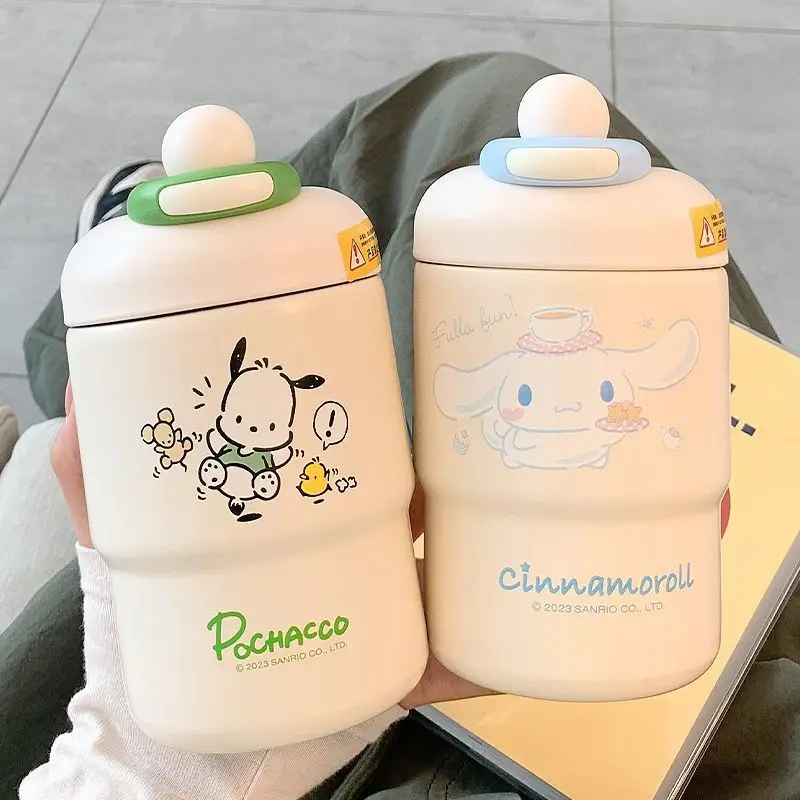 Kawaii Sanrio Cinnamoroll Pachacco Water Bottles Student Office Thermos Cup 420Ml Portable Anime Cute Cold Hot Vacuum Cup Gifts
Kawaii Sanrio Cinnamoroll Pachacco Water Bottles Student Office Thermos Cup 420Ml Portable Anime Cute Cold Hot Vacuum Cup Gifts
