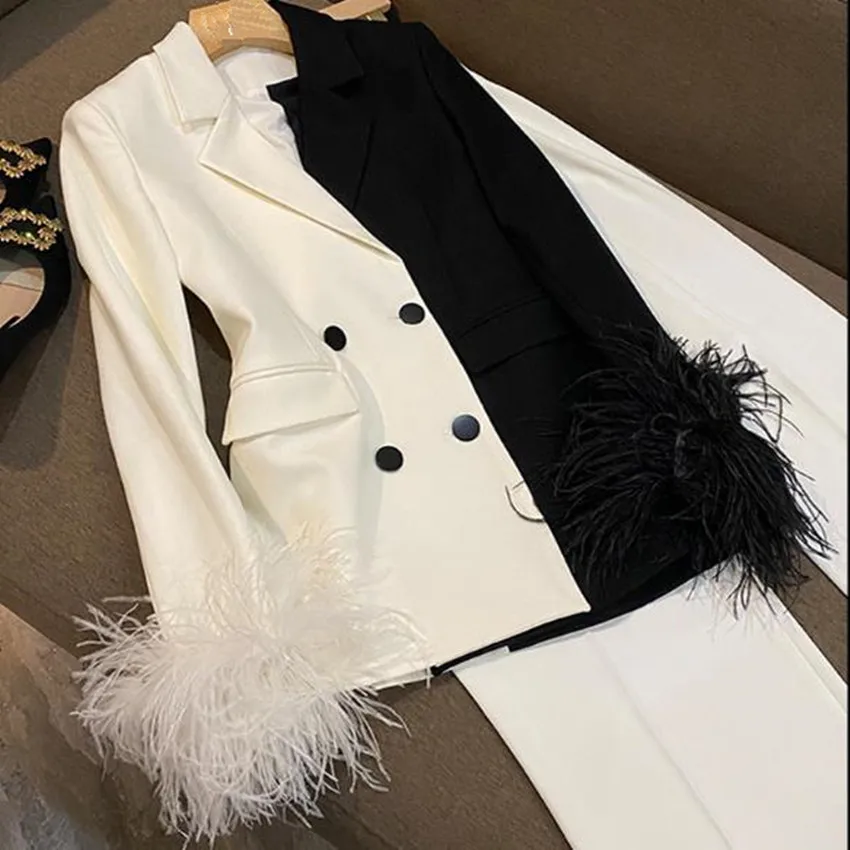 Fashion Spring Autumn Feather Stitching Blazer Women Hit Color Double Breasted Small Suit Office Lady
Fashion Spring Autumn Feather Stitching Blazer Women Hit Color Double Breasted Small Suit Office Lady