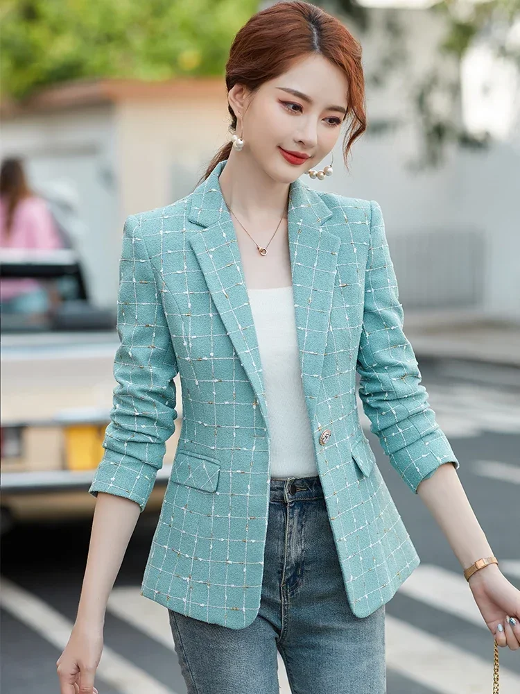 women Blazers 2023 New in Blue White Plaid Women Casual Blazer Jacket Ladies Female Long Sleeve Single Button Slim Coat Winter
women Blazers 2023 New in Blue White Plaid Women Casual Blazer Jacket Ladies Female Long Sleeve Single Button Slim Coat Winter