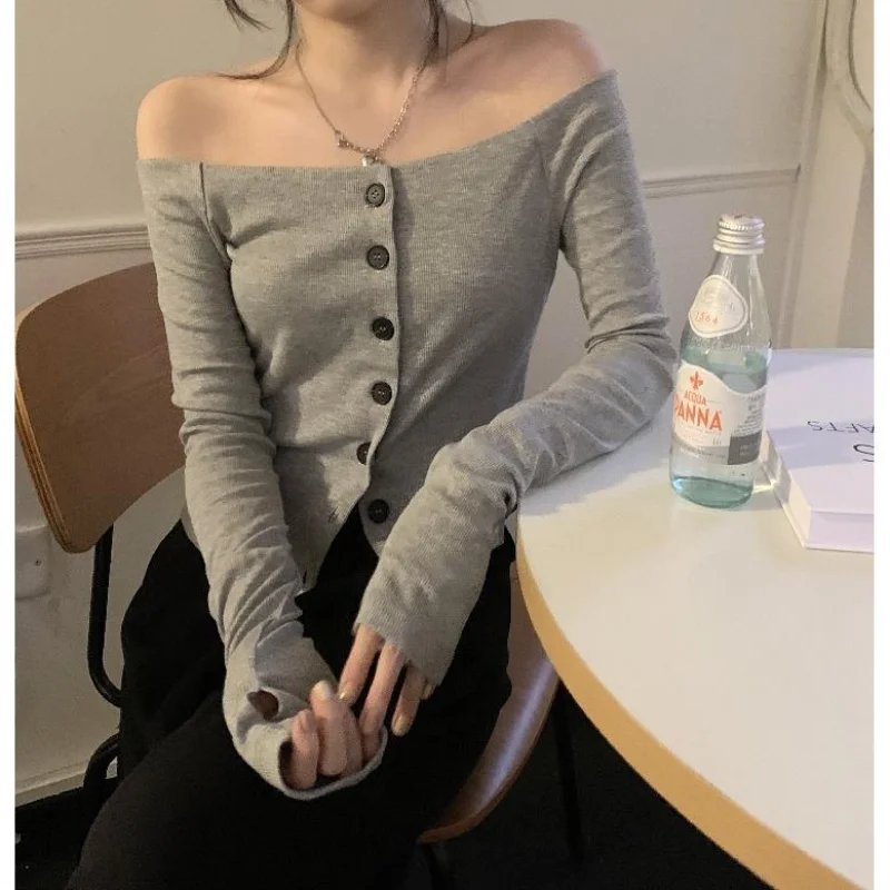Sexy Button Short T Shirt Tops Spring Solid Long Sleeve Fashion Slash Neck Off Shoulder Pullovers Sweet Elegant Women Clothing
Sexy Button Short T Shirt Tops Spring Solid Long Sleeve Fashion Slash Neck Off Shoulder Pullovers Sweet Elegant Women Clothing