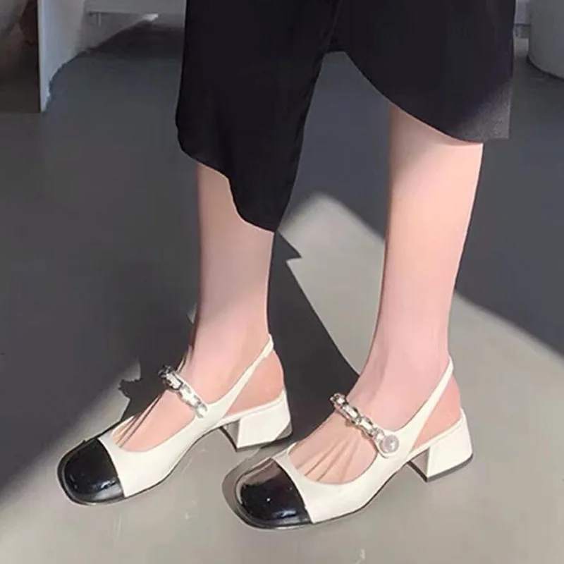 Brand Designer French Retro Pumps Luxury Mary Jane Buckle Female Party Runway Shoes Round Toe High Heels Women Sandals
Brand Designer French Retro Pumps Luxury Mary Jane Buckle Female Party Runway Shoes Round Toe High Heels Women Sandals
