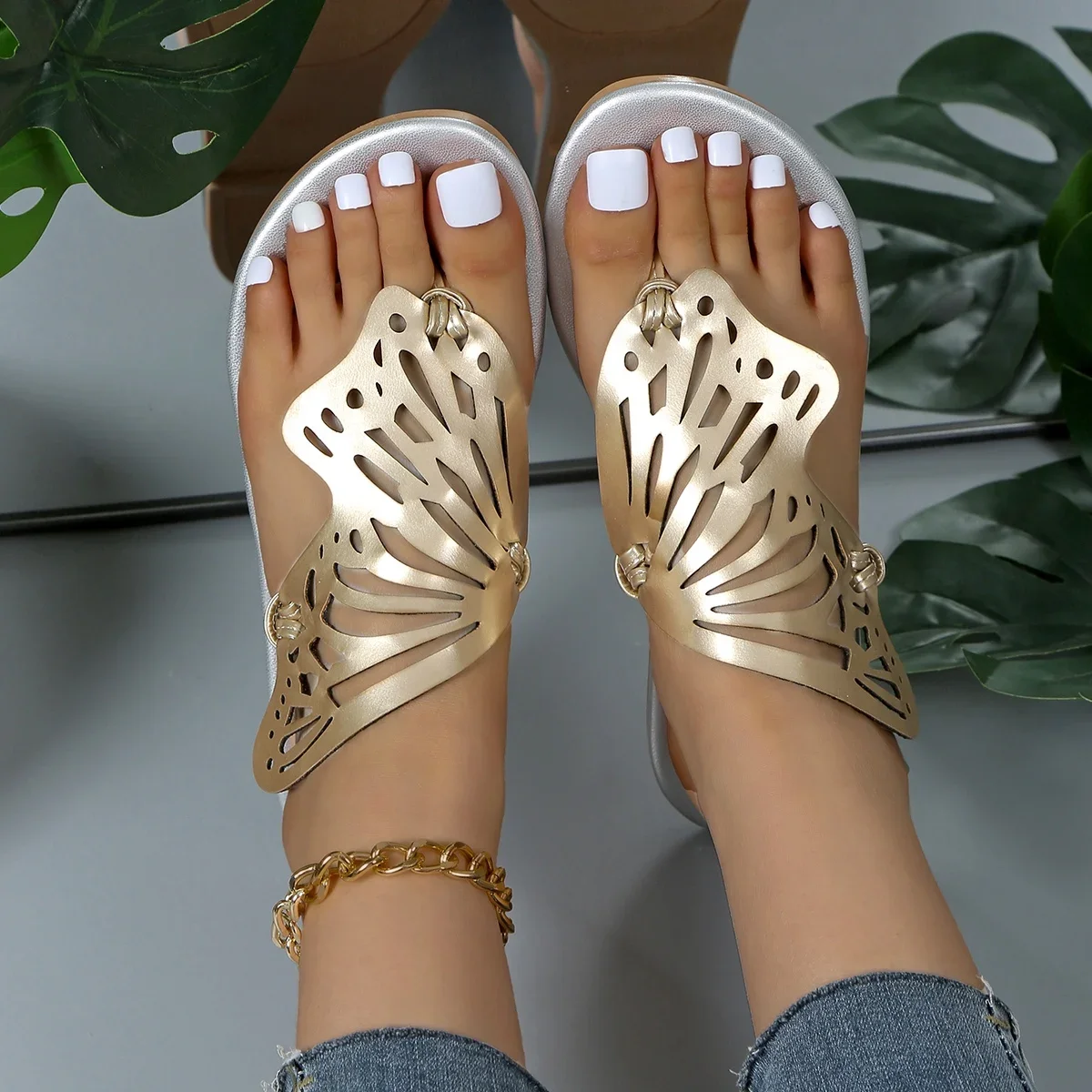 Women Sandals Summer Women Flat Flip Flops Female Fashionable Open Toe Flats Woman Non Slip Slides Shoes Outdoor Beach Slides
Women Sandals Summer Women Flat Flip Flops Female Fashionable Open Toe Flats Woman Non Slip Slides Shoes Outdoor Beach Slides