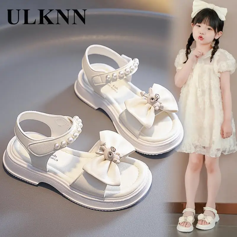 Girls Sandals Children's Summer Fashion Soft Bottom Shoes Girl Princess TongLou Toe Shoes 2023 New Cuhk Students Beach Shoes
Girls Sandals Children's Summer Fashion Soft Bottom Shoes Girl Princess TongLou Toe Shoes 2023 New Cuhk Students Beach Shoes
