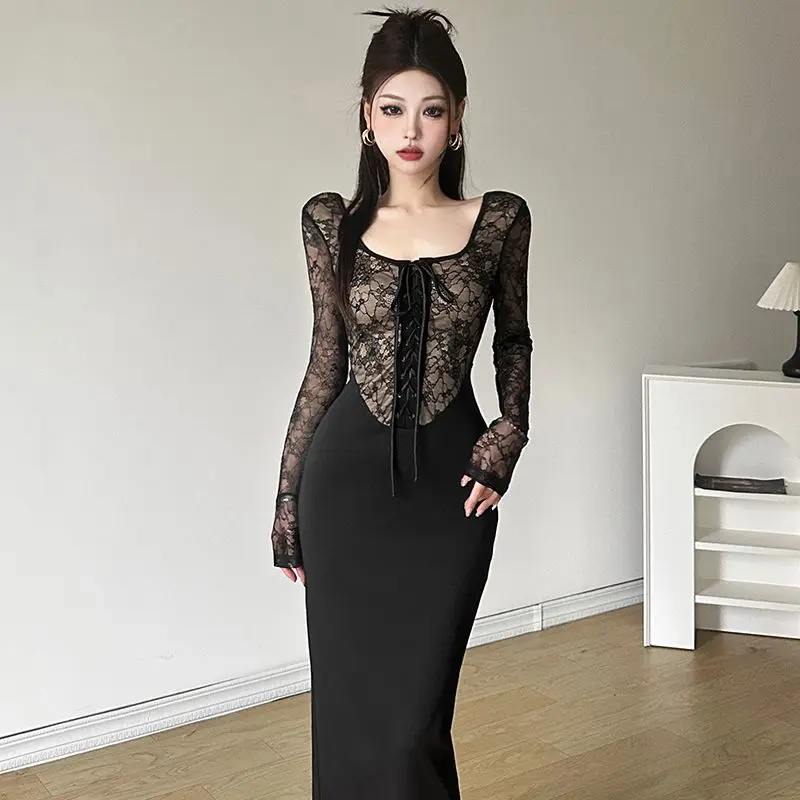 French Retro Spicy Girl Style Lace Up Dress, Feminine Temperament, Slim Slit, Sexy Buttocks Wrapped Skirt
French Retro Spicy Girl Style Lace Up Dress, Feminine Temperament, Slim Slit, Sexy Buttocks Wrapped Skirt