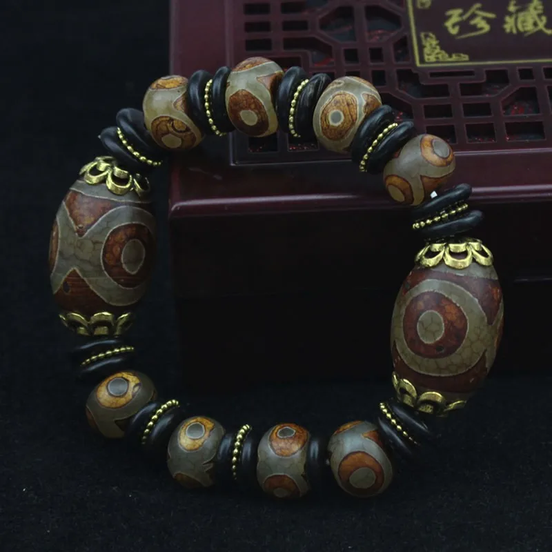 Натуральный Тибетский старый Agate бусины дзи браслет мужской камень подарочные браслеты и ювелирные изделия
Натуральный Тибетский старый Agate бусины дзи браслет мужской камень подарочные браслеты и ювелирные изделия