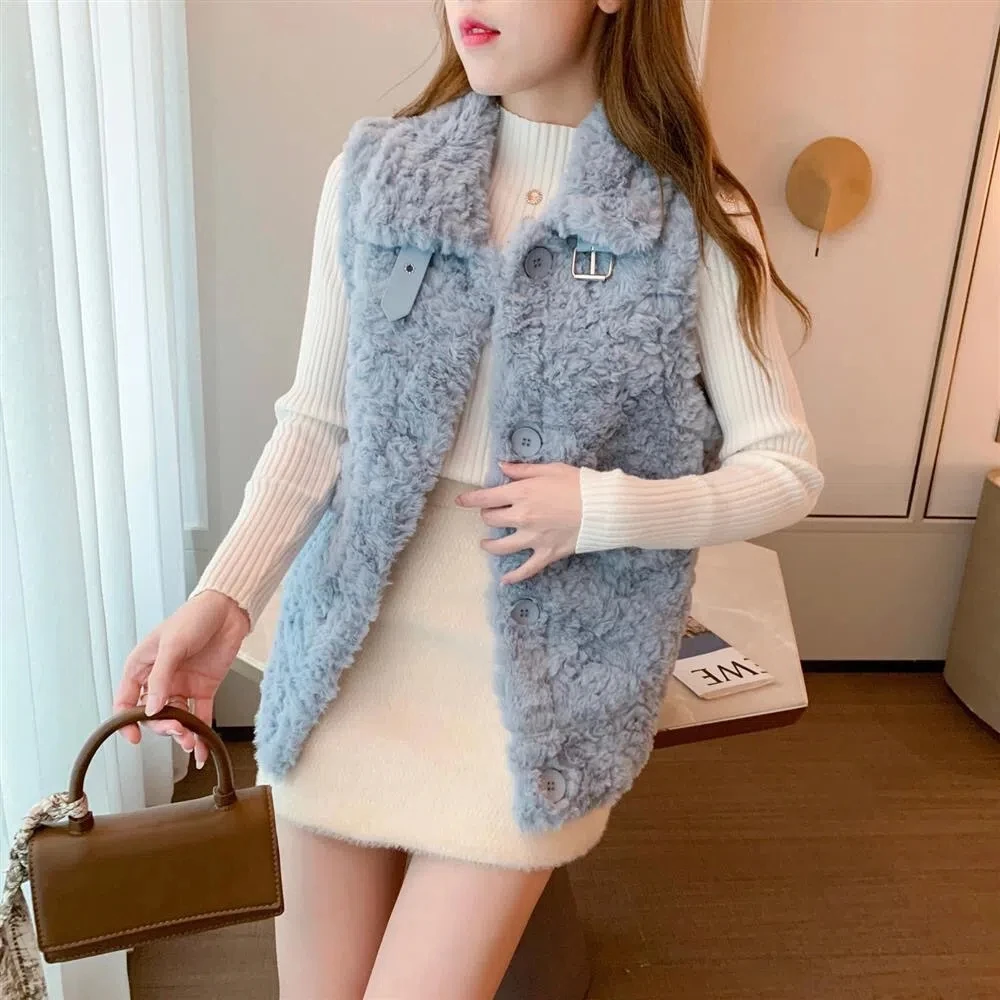 Autumn Winter Women's 2022 New Lapel Fur Vest Jacket Fashion Lamb Wool vOuterwear Ladies Waistcoat
Autumn Winter Women's 2022 New Lapel Fur Vest Jacket Fashion Lamb Wool vOuterwear Ladies Waistcoat