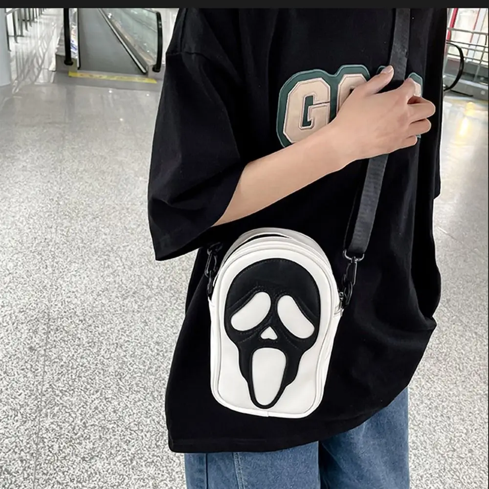 Solid Color Devil Ghost Shoulder Bag Portable Korean Style Small Bag Skull Crossbody Bag Purses Zip Gift
Solid Color Devil Ghost Shoulder Bag Portable Korean Style Small Bag Skull Crossbody Bag Purses Zip Gift