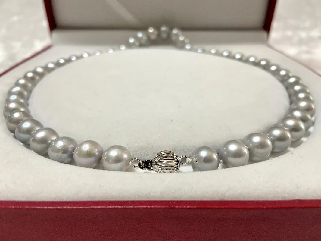 Specila Price 10-11mm Natural Genuine Cultured Round Gray Pearl Necklace Flaw for Women with 928 Clasp Wedding Gifts Pendnat
Specila Price 10-11mm Natural Genuine Cultured Round Gray Pearl Necklace Flaw for Women with 928 Clasp Wedding Gifts Pendnat