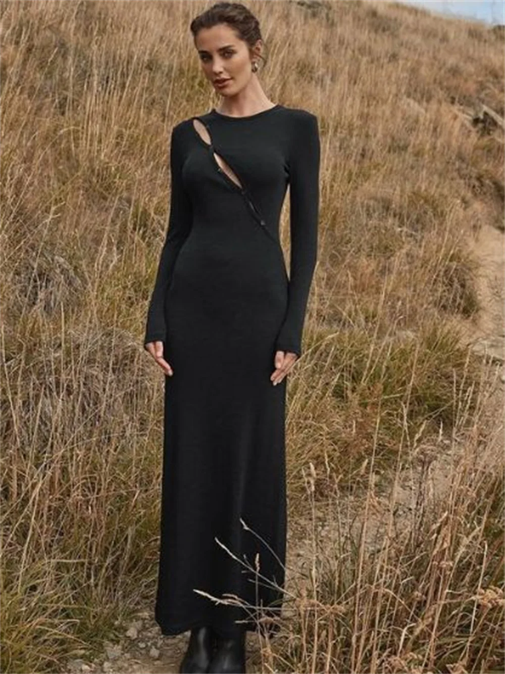 Women Knitted Black Midi Dress Autumn Slim O-neck Chest Button Hollow Out Decor Long Sleeve Maxi Dress Female Fashion Vestidos
Women Knitted Black Midi Dress Autumn Slim O-neck Chest Button Hollow Out Decor Long Sleeve Maxi Dress Female Fashion Vestidos