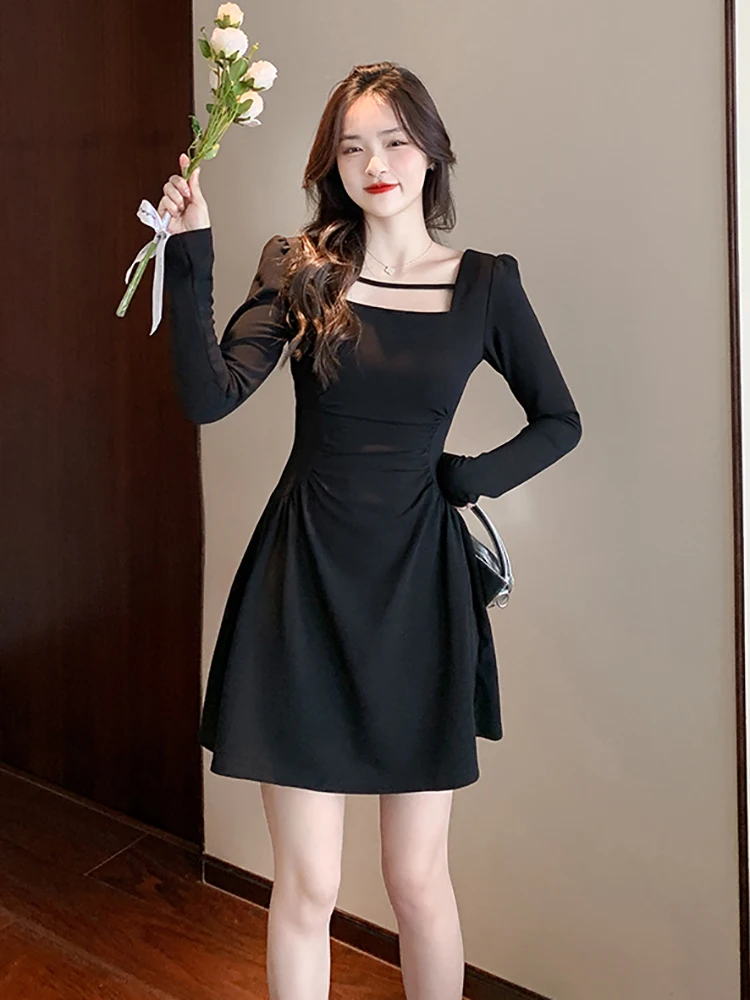 Spring Summer Long Sleeve Square Collar Sexy Mini Dress Women Korean Vintage Hepburn Black Dress 2023 Elegant Casual Party Dress
Spring Summer Long Sleeve Square Collar Sexy Mini Dress Women Korean Vintage Hepburn Black Dress 2023 Elegant Casual Party Dress