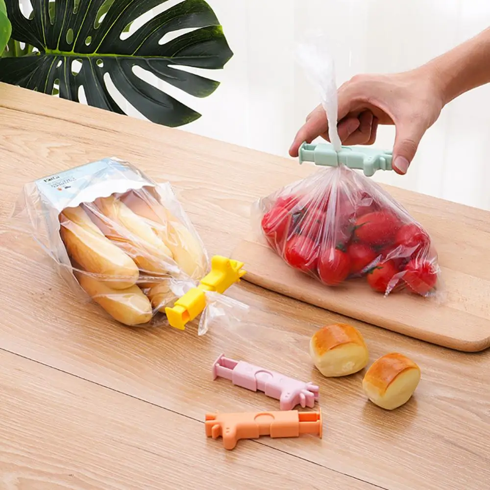 Cartoon Sealed Storage Clip Reusable Household Sealing Machine Seal Tool Mini Food Bag Clip Fresh-keeping Seal Moisture-proof
Cartoon Sealed Storage Clip Reusable Household Sealing Machine Seal Tool Mini Food Bag Clip Fresh-keeping Seal Moisture-proof