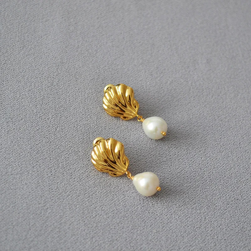 Gold-plated Brass Vintage Earrings Summer Vacation Shell Pearl 925 Silver Needle Women Drop Earrings
Gold-plated Brass Vintage Earrings Summer Vacation Shell Pearl 925 Silver Needle Women Drop Earrings
