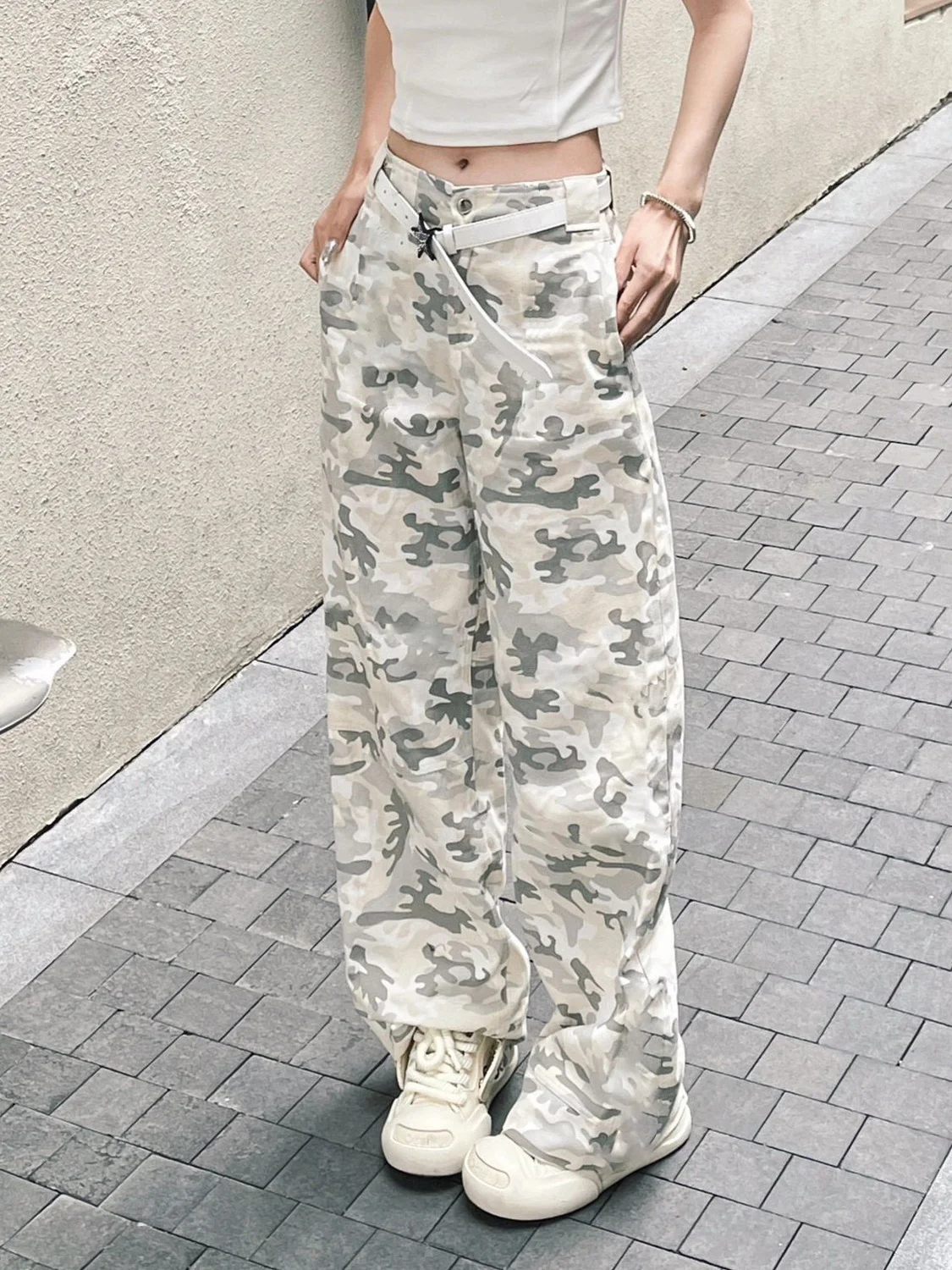 American Vintage Contrast Camouflage Straight Jeans Women New Street Popular Joker Wide Leg Pants Harajuku Casual Loose Trousers
American Vintage Contrast Camouflage Straight Jeans Women New Street Popular Joker Wide Leg Pants Harajuku Casual Loose Trousers