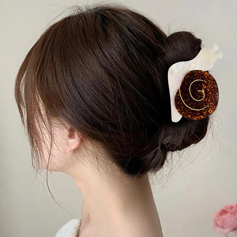 Unique Snail Design Hair Claw Acetate Snail Hair Claw Clip for Women Non-slip Metal Spring Hair Accessory Shape Clip for Back
Unique Snail Design Hair Claw Acetate Snail Hair Claw Clip for Women Non-slip Metal Spring Hair Accessory Shape Clip for Back