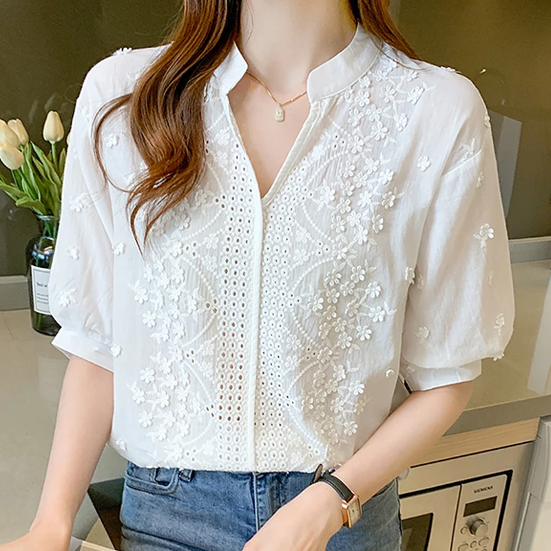 Short Sleeve Blouse Women V-neck Women's Clothing Fashion Summer Tops Women 2022 Embroidery Cotton White Shirts Blusas 14204
Short Sleeve Blouse Women V-neck Women's Clothing Fashion Summer Tops Women 2022 Embroidery Cotton White Shirts Blusas 14204