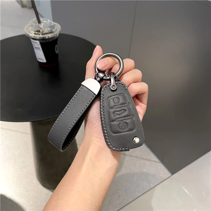 

New Leather Car Key Case Cover Shell Fob For Audi A1 A3 A4 8P 8L 8V A5 B6 B7 A6 A7 C5 C6 Q3 Q5 Q7 4F S3 S4 S6 RS3 TT Accessories