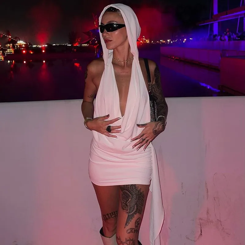 Комплект бикини для женщин, накидка, купальный костюм, пляжная одежда 2024, летняя новинка, сексуальный вырез на шее, лямка через шею, с капюшоном, на ягодицах, однотонное платье из спандекса
Комплект бикини для женщин, накидка, купальный костюм, пляжная одежда 2024, летняя новинка, сексуальный вырез на шее, лямка через шею, с капюшоном, на ягодицах, однотонное платье из спандекса