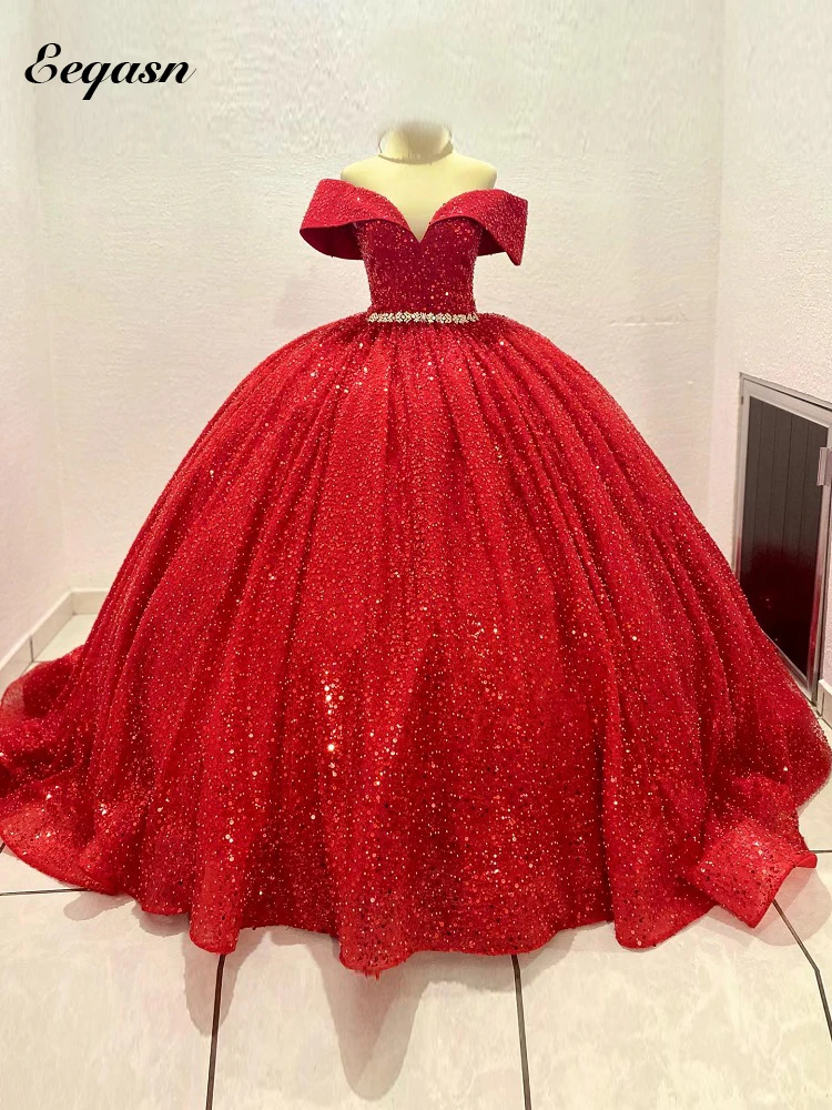 Блестящее красное платье Quinceanera, элегантное Пышное Бальное Платье с открытыми плечами и блестками, платье для выпускного вечера, милое вечернее платье с длинным шлейфом 15 16
Блестящее красное платье Quinceanera, элегантное Пышное Бальное Платье с открытыми плечами и блестками, платье для выпускного вечера, милое вечернее платье с длинным шлейфом 15 16