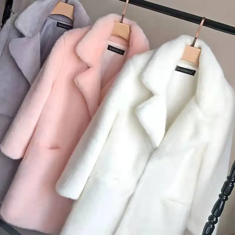 New Faux Fur Coat Women's Jacket Long Fashion Lady Coat Female Thickened Warm Outerwear
New Faux Fur Coat Women's Jacket Long Fashion Lady Coat Female Thickened Warm Outerwear