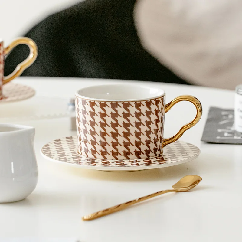 

Европейский стиль тысяча птиц кофейник чашка тарелка с золотом кружка набор высокая красота послеобеденный чай керамическая чашка тарелка кофейная чашка набор