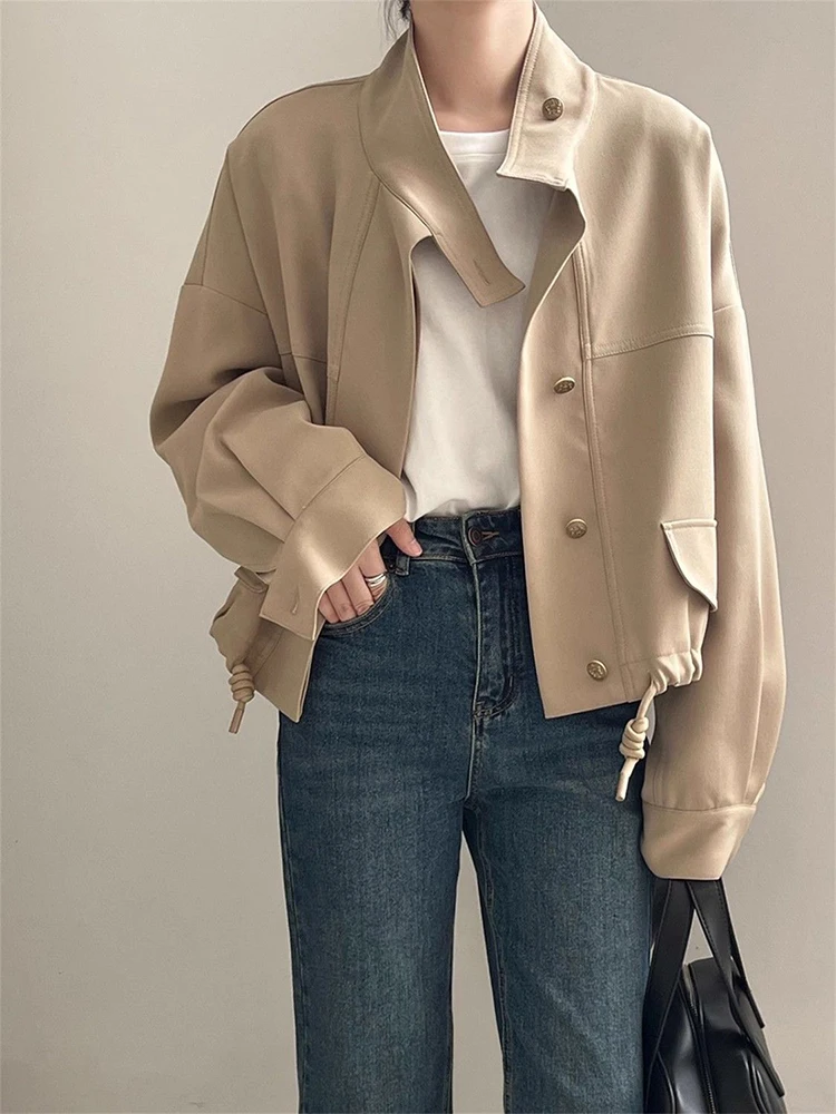 2024 Spring Autumn Women's Windbreaker Short Coat High Collar Solid Loose Jacket Streetwear Vntag Outerwear
2024 Spring Autumn Women's Windbreaker Short Coat High Collar Solid Loose Jacket Streetwear Vntag Outerwear