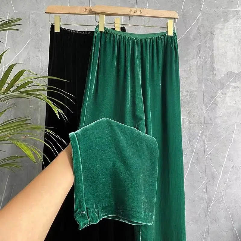 Women 2024 Autumn Winter New Gold Velvet Loose Pants Female High Waist Wide-leg Pants Ladies Solid Color Straight Trousers T651
Women 2024 Autumn Winter New Gold Velvet Loose Pants Female High Waist Wide-leg Pants Ladies Solid Color Straight Trousers T651