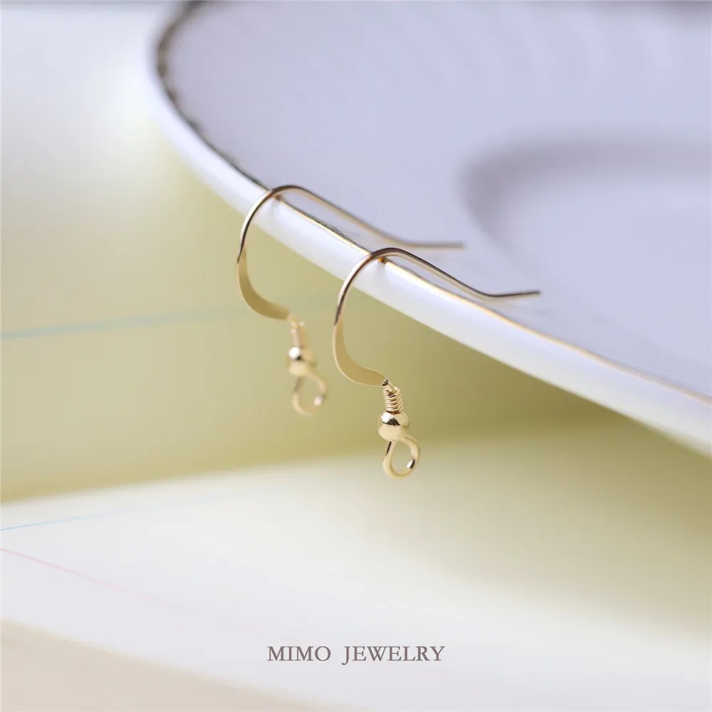 United States imported 14k Gold Filled Coil gold bead hammer face earhook basic DIY earring accessories
United States imported 14k Gold Filled Coil gold bead hammer face earhook basic DIY earring accessories