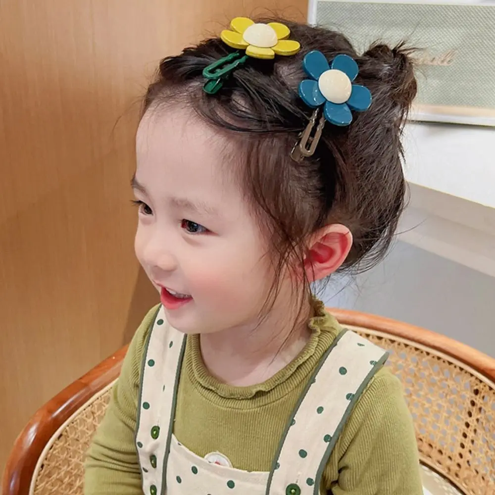 Fashion Trendy Headdress Alloy Flower Contrast Color Barrettes Bangs Clip Hair Accessory Girl Hair Clips Kids Hairpin
Fashion Trendy Headdress Alloy Flower Contrast Color Barrettes Bangs Clip Hair Accessory Girl Hair Clips Kids Hairpin